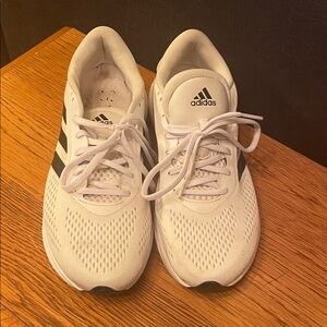 Adidas Men's White and Black Athletic Shoes